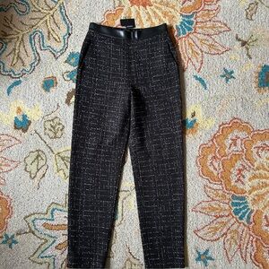 NWT St. John Black Knit Bouclé Trousers Size XS Quiet Luxury Classic Chanel